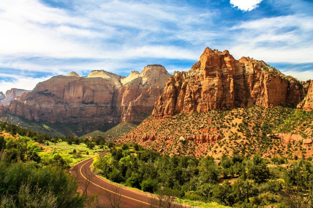 Discover 10 Incredible Places to Visit in the USA