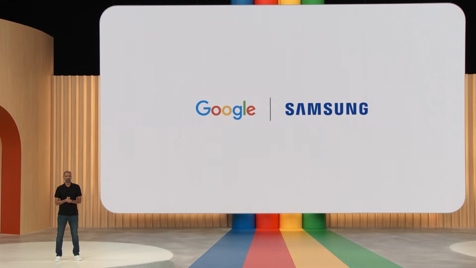Google to reveal features of Samsung XR head display